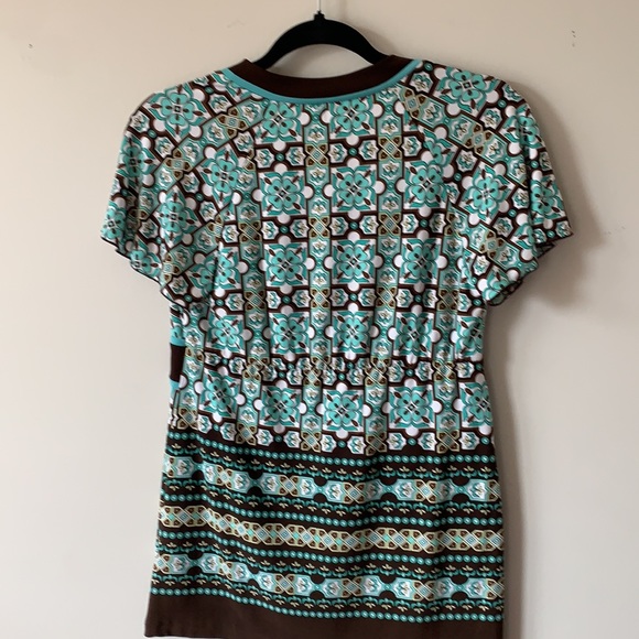 In studio stretchy summer top - Picture 2 of 4